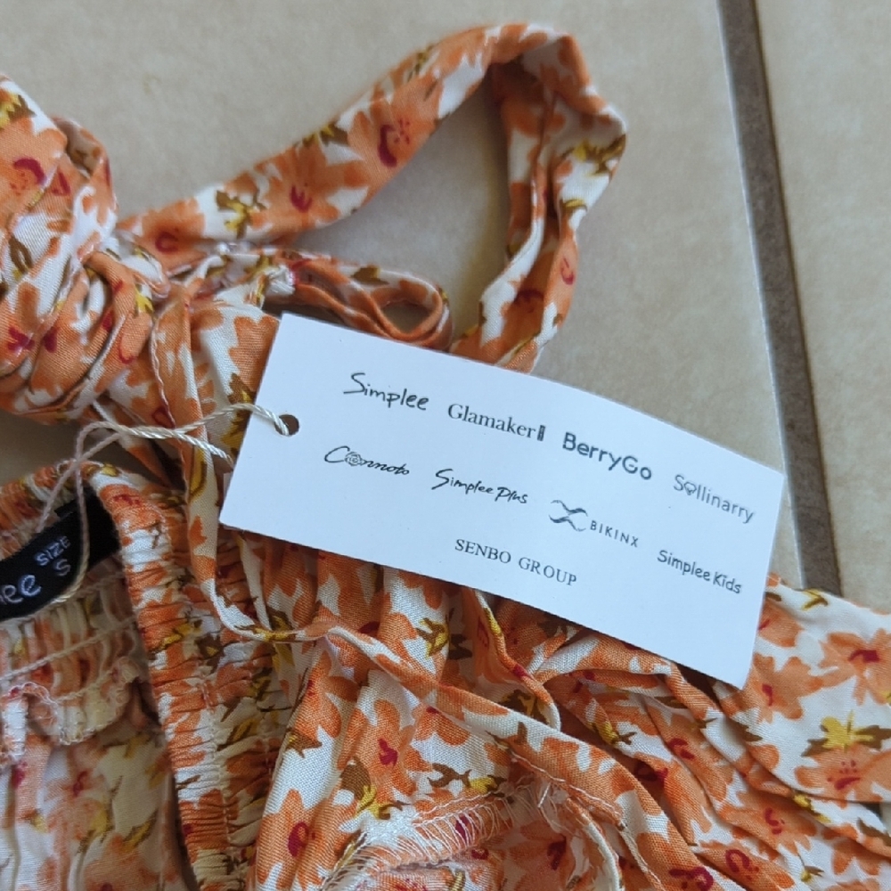 Simplee Peach and White Floral Smocked Sundress - Picture 3 of 8